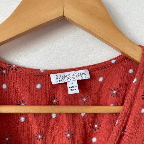 Patrons Of Peace Red Floral Rayon V Neck Short Ruffle Sleeve Jumpsuit Sz  S - Picture 6 of 7